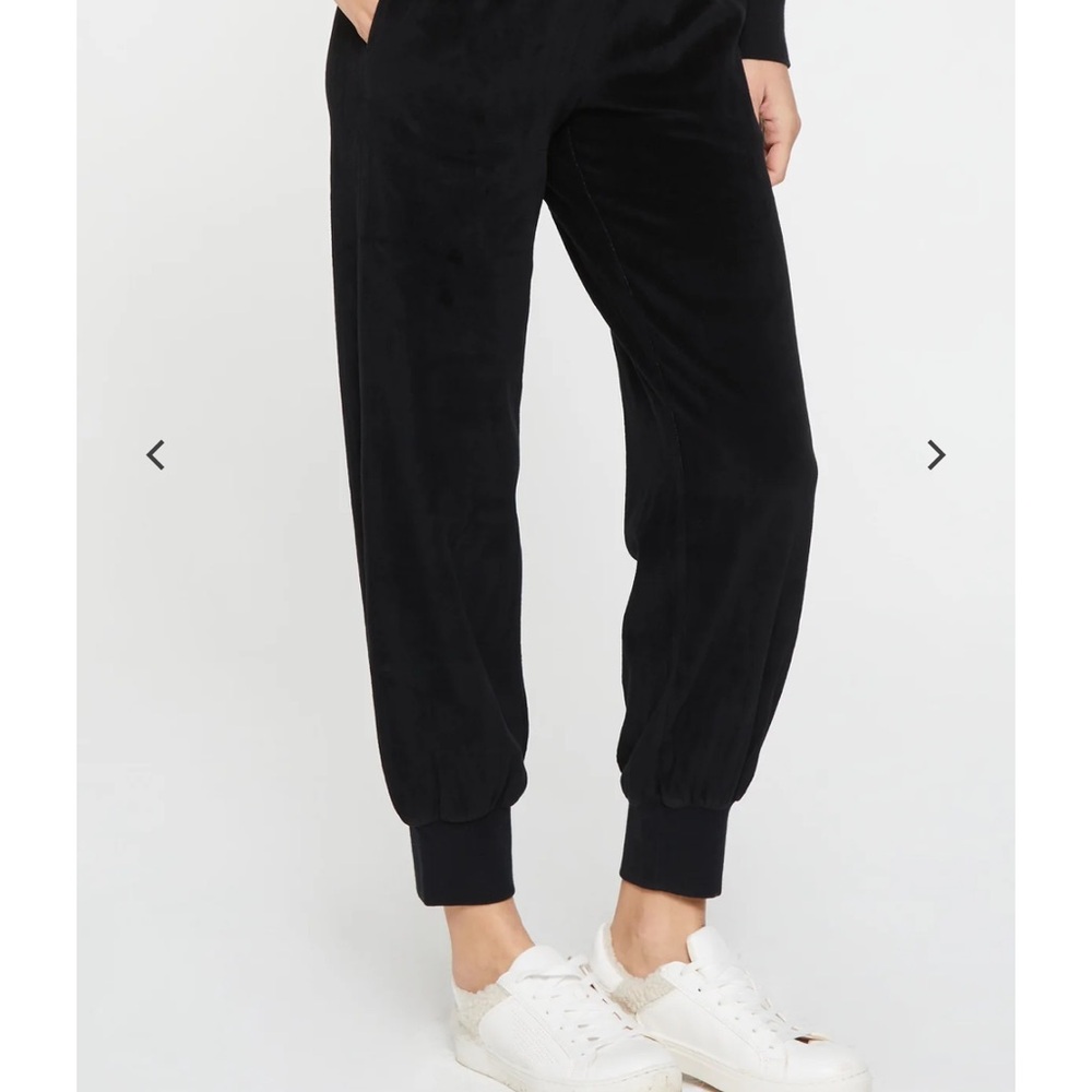 Another Love Black Velour Joggers Women's Medium Drawstring Sweatpants